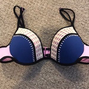 Victoria’s Secret bikini top